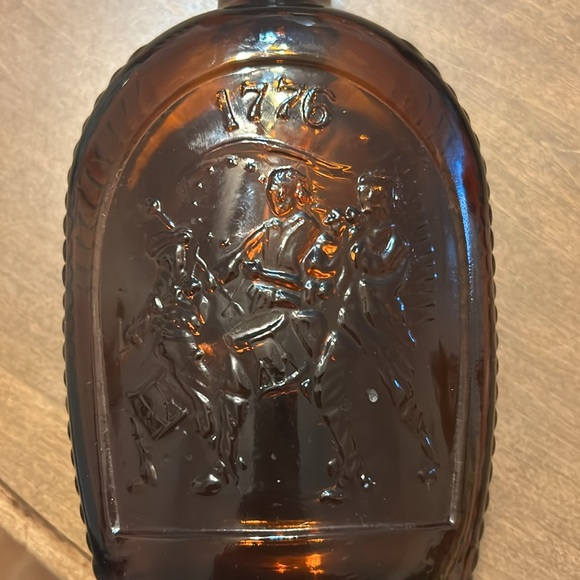 Vintage Log Cabin flask syrup bottle commemorating 1776-1976. - Picture 2 of 7